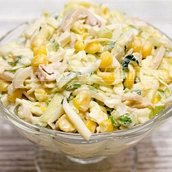 Салат с кальмарами и огурцами