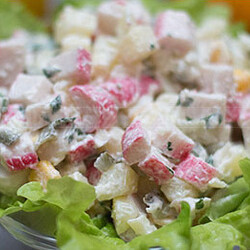 Салат с крабовыми палочками бюджетный