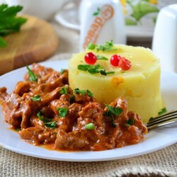 Классический бефстроганов из говядины - пошаговый рецепт с фото на Повар.ру