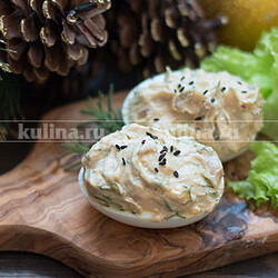 Яйца "Новогодний сюрприз" – рецепт приготовления с фото от Kulina.Ru