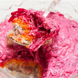 Селедка под шубой: легкость в каждой ложке