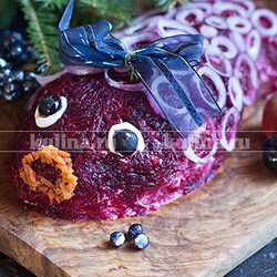 Салат "Селедка под шубой". От такого салата все гости придут в восторг – рецепт приготовления с фото от Kulina.Ru