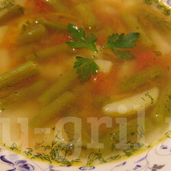 Cуп из стручковой фасоли замороженной