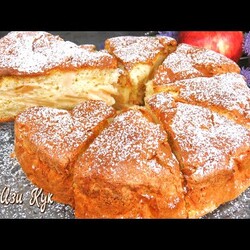 Тающая Шарлотка с яблоками за 10 мин Быстрый яблочный пирог Люда Изи Кук выпечка Apple Pie Sharlotka