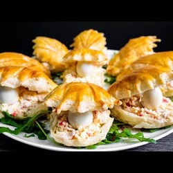 Ракушки (бутерброды) с крабовой начинкой