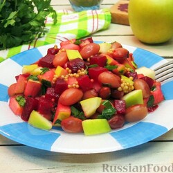 Салат из свёклы, фасоли и яблок на RussianFood.com