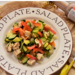 Салат спаржа с овощами в соевом соусе