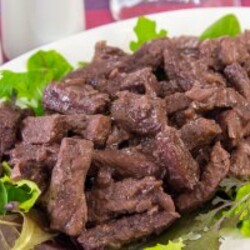 Говядина, тушенная в вине