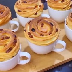 Кулич в кружке