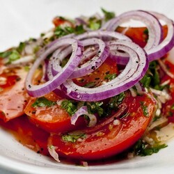 Теперь только так делаю закуску из помидоров: трачу всего 10 минут (улетает на ура)