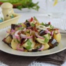 Салат из картофеля и баклажанов