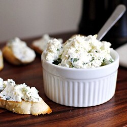 12 простых рецептов творожного сыра в домашних условиях