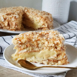 Торт «Наполеон»: классический рецепт любимого десерта