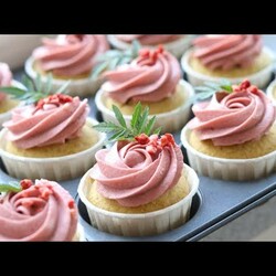 КЛУБНИЧНЫЙ КРЕМ