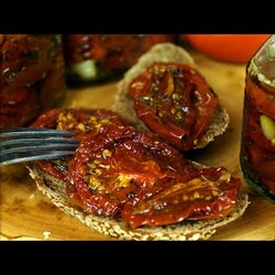 Рецепт ВЯЛЕНЫХ ПОМИДОРОВ В МАСЛЕ из Сицилии