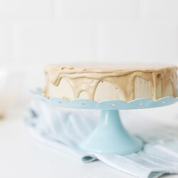 Торт "Птичье молоко" с крем-брюле и глазурью "Бородино"