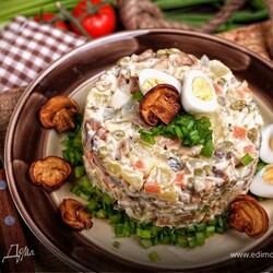 Оливье с грибами