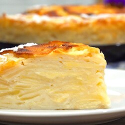 МАЛО теста, МНОГО начинки! НЕВИДИМЫЙ ЯБЛОЧНЫЙ ПИРОГ | Кулинарим с Таней