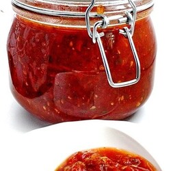 Универсальный томатный соус "Сацебели"