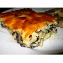 Запеканка картофельная с грибами, яйцами и сыром