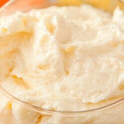 Крем на манке для торта(очень похож на пломбир и шарлот)