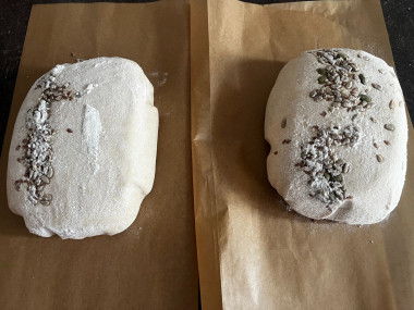 Формовка с холодной расстойкой 12 часов.