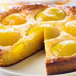 Пирог с персиками — 10 простых рецептов в духовке с пошаговыми фото