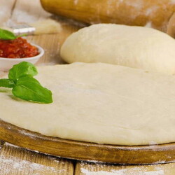 Бездрожжевое тесто для пиццы - 10 быстрых и вкусных рецептов приготовления с пошаговыми фото