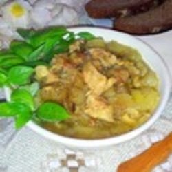 Капуста с курицей и соевым соусом