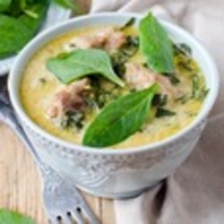 Рагу из свинины со шпинатом в мультиварке