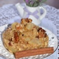 Поридж с грецкими орехами и фруктами