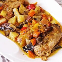 Russian Chicken Stew (Zharkoe, Жаркое)