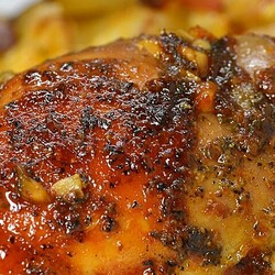 Honey-Garlic Slow Cooker Chicken Thighs