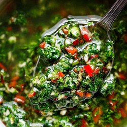 Authentic Chimichurri (Uruguay & Argentina)
