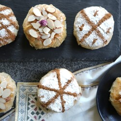 Mini Chicken Pastillas