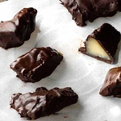 These Chocolate-Covered Cheese Bites Are Mind-Blowingly Easy To Make