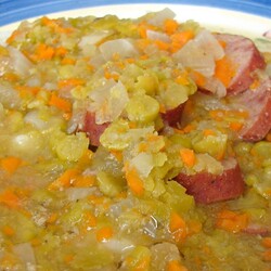Slow Cooker Split Pea Sausage Soup