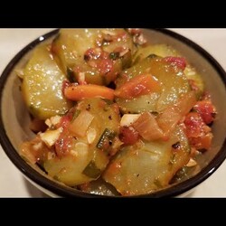 Закуска из огурцов в томате. Рецепт Димы Кулинахера. Marinated Cucumber Appetizer.