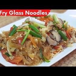 Stir Fry Glass Noodle with Shiitake Mushrooms Recipe