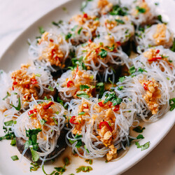 Spicy Garlic Shiitake Mushrooms and Glass Noodles