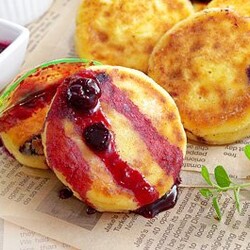 Farmer Cheese Blueberry Syrniki/Pancakes (Творожные Сырники)