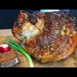 Свиная рулька в пиве. Свиная рулька запеченная в духовке. [Pork in the oven]