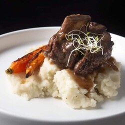 Instant Pot Red Wine Braised Short Ribs | Amy + Jacky