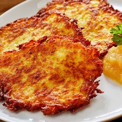 Kartoffelpuffer (German Potato Pancakes)