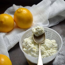 Homemade Ricotta Cheese: Only 3 Ingredients!