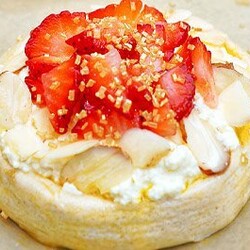 Vatrushka/Vatrushki (Ватрушки с творогом), Sweet Cheese Buns!