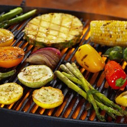 The Ultimate Summer Guide to How to Grill Vegetables