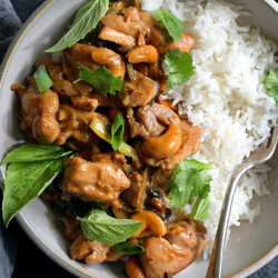 Sesame Chicken With Cashews and Dates Recipe
