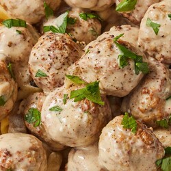 Easy Slow Cooker Swedish Meatballs