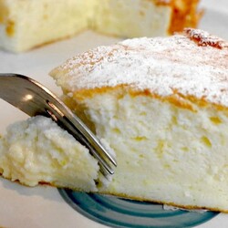 Пирог на йогурте из четырех яиц, что будет в четыре раза вкуснее маминой шарлотки